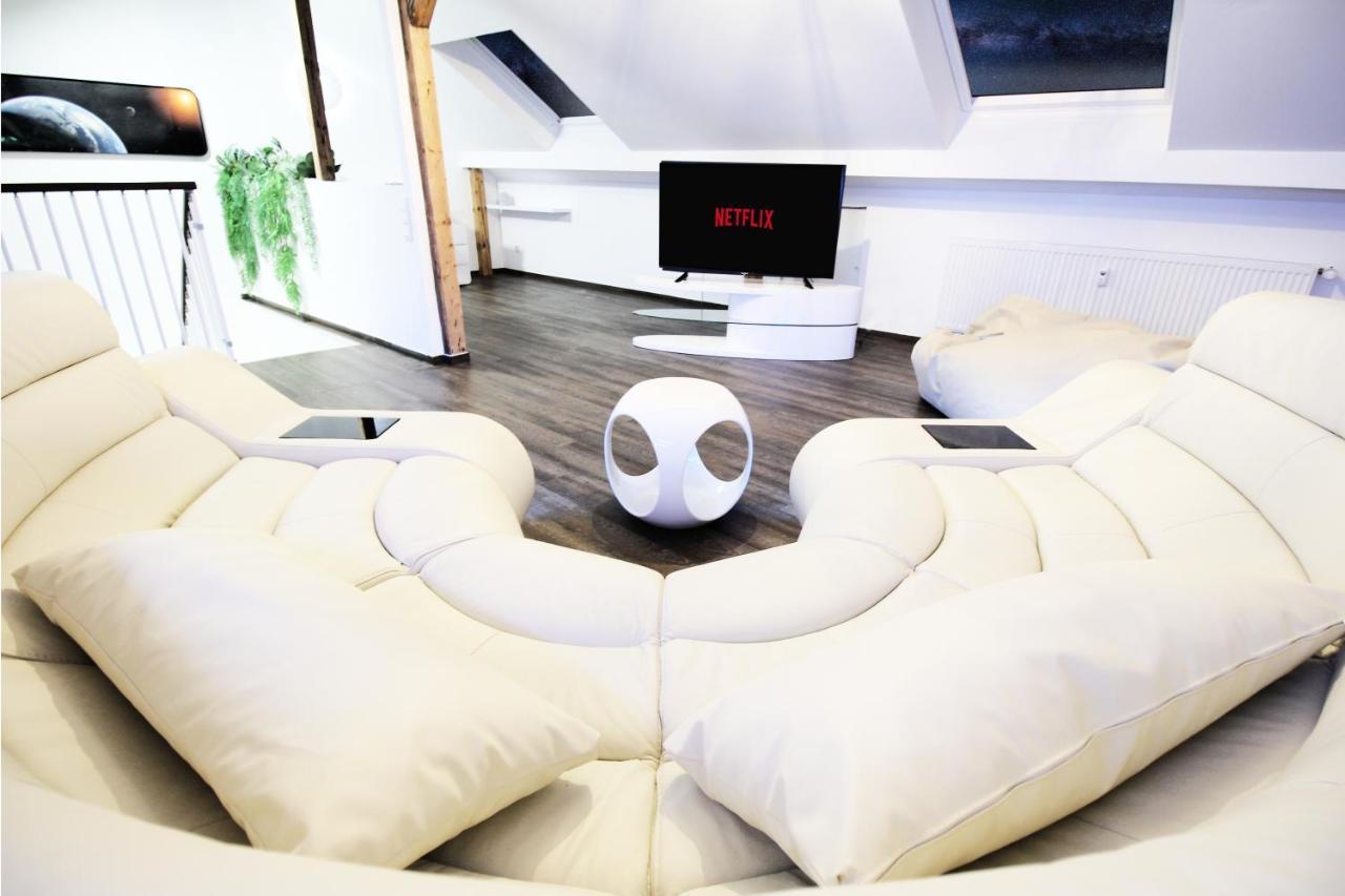 Secret Hideaways Space Loft Wohndesign Auf 2 Etagen L 450M Bis Uni Дуйсбург Екстериор снимка